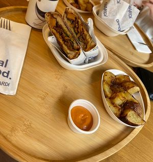   at GIARDÍ  in Milan