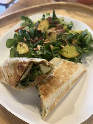 Wrap di fake tuna  at GIARDÍ  in Milan