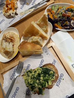   at GIARDÍ  in Milan