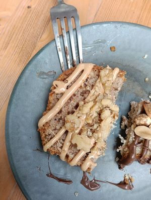 Walnut cake at GIARDÍ  in Milan
