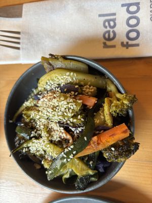 Vegetables with sesame  at GIARDÍ  in Milan