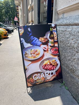   at GIARDÍ  in Milan