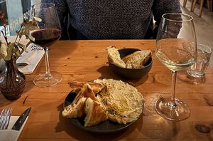Bread & olive oil and focaccia & hummus.  at GIARDÍ  in Milan