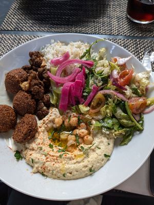  at Zaataria in Lisbon