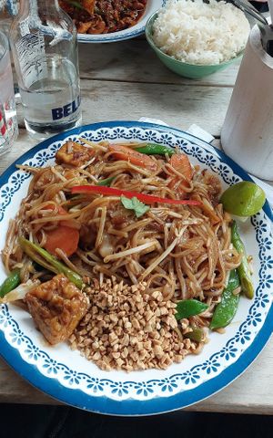 Veganized Pad Thai at Rosa's Thai -  Kings Cross in North London