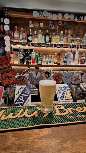  at Mama B's in Chippendale