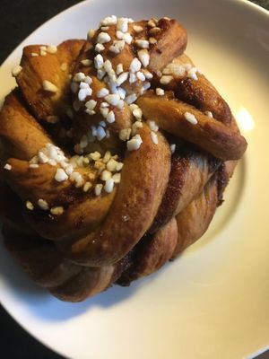 Cinnamon bun  at Kaffekvarnen i Klässbol in Klaessbol
