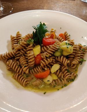 Asparagus pasta. So so good! 😍 at Gassl Bräu in Klausen