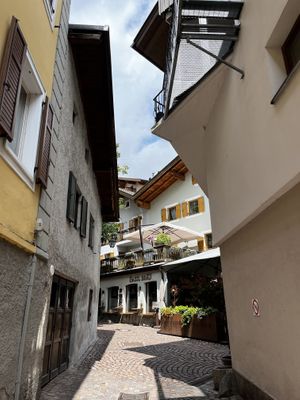 Sehr hübsch gelegen im alten Ortskern, ein wenig versteckt.  at Gassl Bräu in Klausen