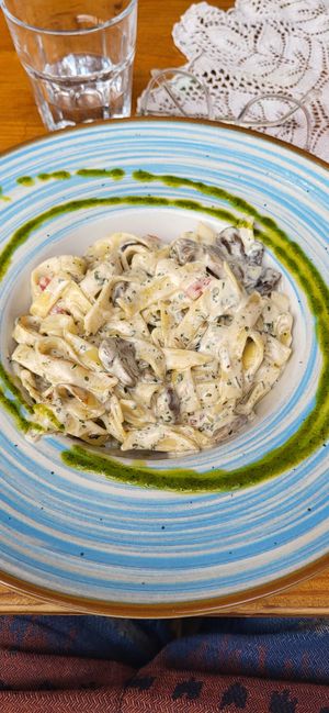  at Klauzál Café in Budapest