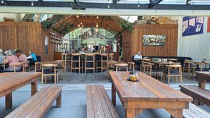 Nice atmosphere. at La Knowlton Co - Microbrasserie & Restaurant in Knowlton