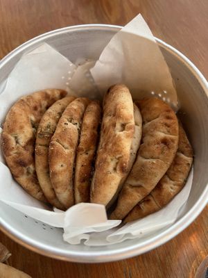 Pita vread  at Tanipota - Τ' ανείπωτα in Santorini