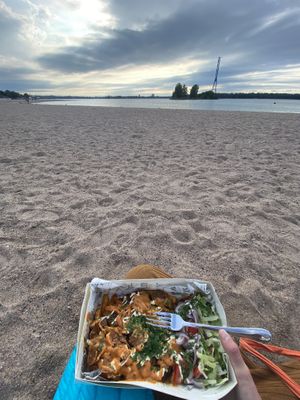 Took it to go so I could eat on the beach 😁  at Vegan Food Box in Helsinki