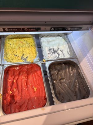 3 sorbets and vegan icecream  at Fruitful Food - 果然匯 (Kaohsiung Dream Mall Branch) in Kaohsiung