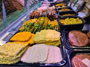 Vitrina at El Vegans Hospitalet in Lhospitalet De Llobregat