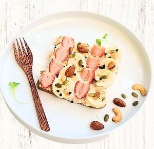 Nature SYMPHONY SET 1
Wholegrain Sandwich, Peanut Butter, Local Seasonal Fruits, Chocolate Chips, Desiccated Coconut, Other Nuts & Seeds, Local Herbs.           ( Sweet )
 at Easy Vegan in Hoi An