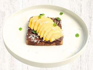 Nature SYMPHONY SET 2
Wholegrain Sandwich, Halzenut Butter, Local Seasonal Fruits, Desiccated Coconut, Other Nuts & Seeds, Local Herbs.
( Sweet ) at Easy Vegan in Hoi An