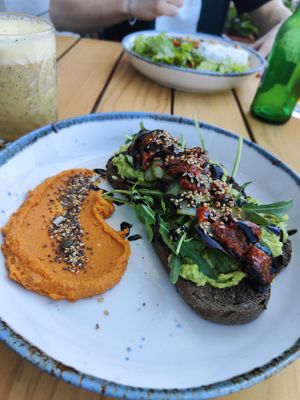 Avokado toast at Art Food Corner Forum in Funchal