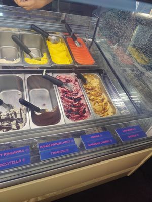 The ones marked with v are vegan at Bali Blue Coffee & Gelato in Pecatu