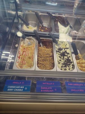 The ones marked with v are vegan at Bali Blue Coffee & Gelato in Pecatu