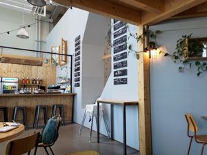 Intérieur at L'Entrepôt in Bulle