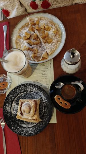 Pannenkoeken (ook vegan!) at Bar Madam in Antwerpen