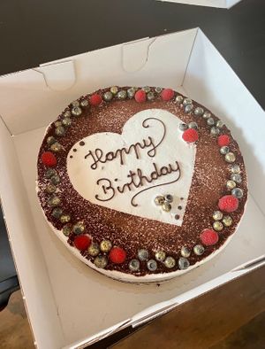 Fluffy Vegan vanilla chocolate cakee #Veganuary at Morcolade in Frankfurt