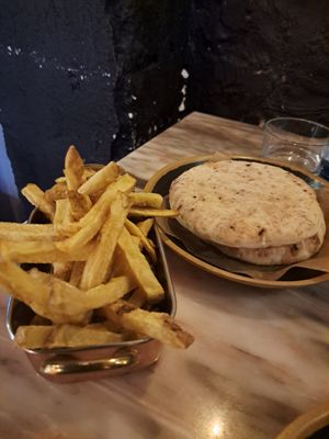 Pita and hand cut fries at Cult of Pita in Porto