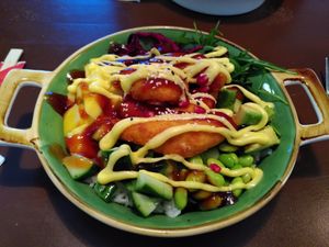 Vegan shrimp bowl at Asiahub Wandsbek in Hamburg