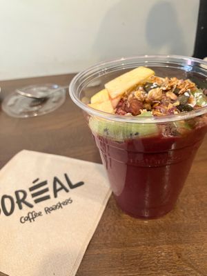 Açaí bowl at Boreal Coffee Shop - Mont Blanc in Geneva