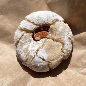 Amoretti cookie  at Cacau Bakery in Santa Rosa