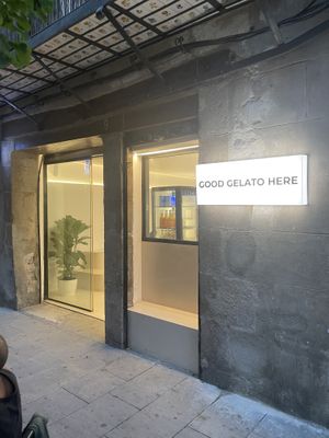 Outside  at CAJÚ Gelato in Barcelona