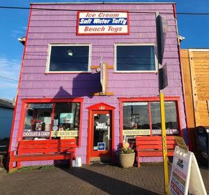  at Sea Breeze Ice Cream and Gifts in Rockaway Beach
