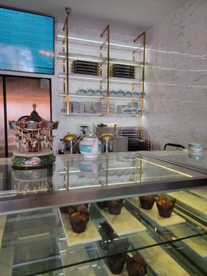 Counter at Unicorniverse Bakery & Cafe in Round Rock