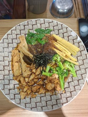  at Shū Shí NánHái 2 舒食男孩 in Chishang