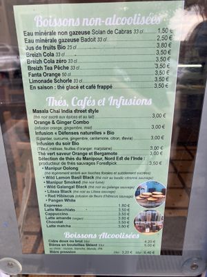 Latte amande is their vegan coffee option.  at Kafé Kanggui in Brest