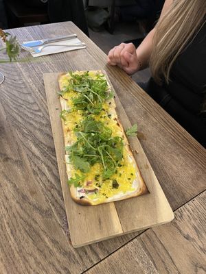 Veganer Flammkuchen (klein)  at Nepomuk in Landshut