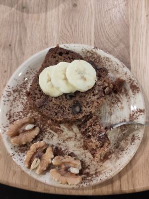 Banana bread with walnuts at Bagels & Beans in Purmerend