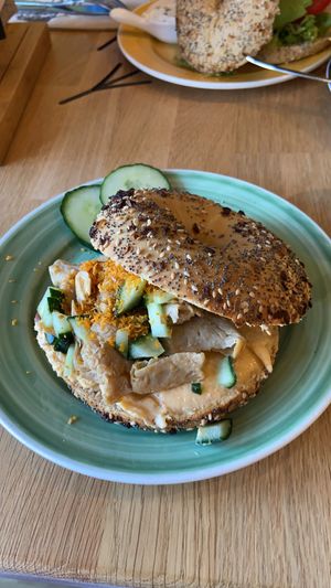 Thai sweet chilli “chicken” bagel   at Bagels & Beans in Purmerend