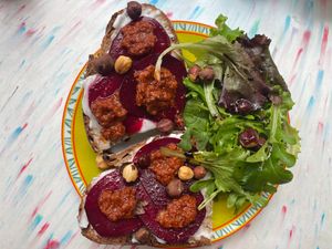 "Chorizo" beetroot and creamcheese toast at Café Studio in Paris