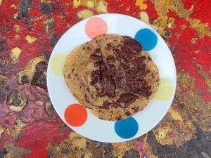 Dark chocolate chip cookie at Café Studio in Paris