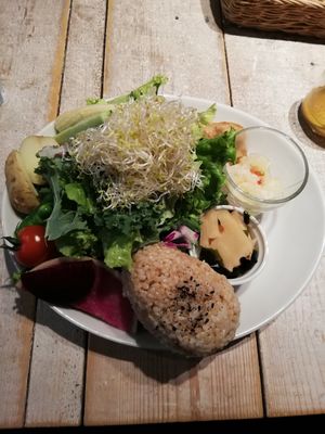 Salad Lunch at AIN SOPH.Journey in Tokyo