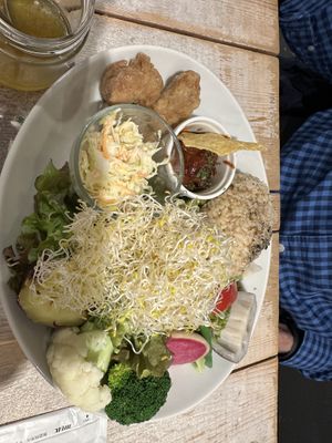 Lunch saladd  at AIN SOPH.Journey in Tokyo