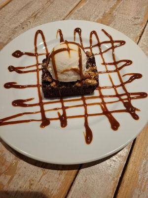 Chocolate brownie, ice cream and caramel sauce at AIN SOPH.Journey in Tokyo