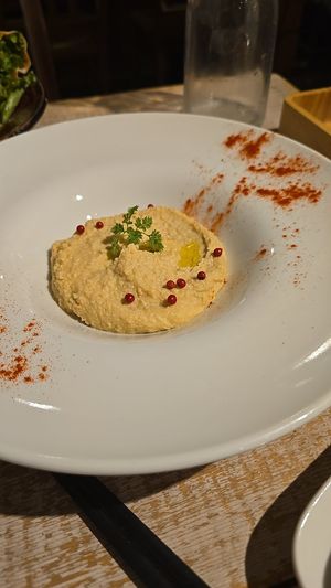 Humous at AIN SOPH.Journey in Tokyo