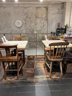 落ち着いたてんな店内  at AIN SOPH.Journey in Tokyo