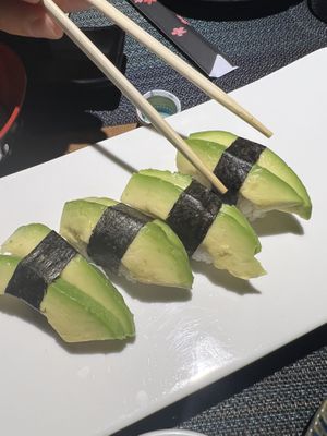 Avocado nigiri  at Hanami  in Pisa