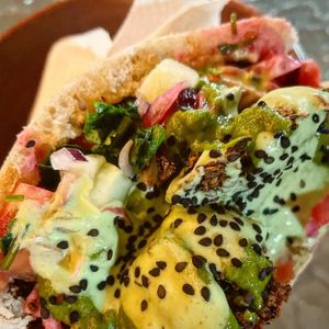 Falafel 6 balls at Ashwagandha Store - Peace Core in Bucerias