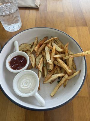 Fries  at Sulá Cafetería in Heredia