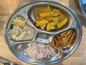 buffet with 3 choices  at Sun Mangsawirat Sun Baht - ศูนย์มังสวิรัติสูญบาท in Nakhon Pathom